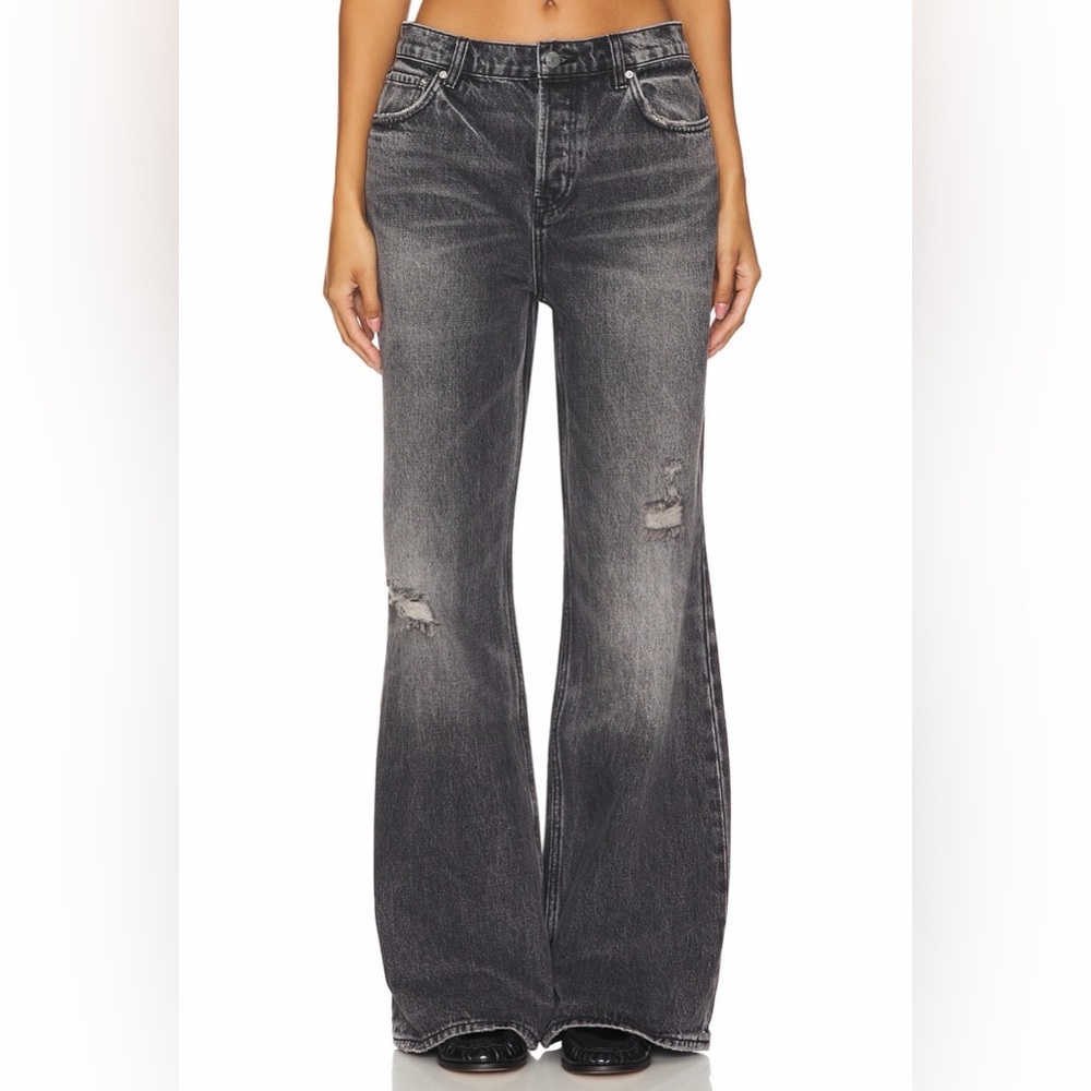 GRLFRND
Jade Low Rise Relaxed Flare Jeans in Phantom